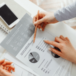 כך תובילו את השיווק העסקי ב-2025: מגמות בתקשורת תאגידית ויישום